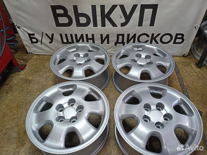 Диски ориг. Toyota r16 5/114,3 dia67,1 6,5j et45