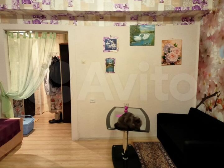 2-к. квартира, 44 м², 3/3 эт.