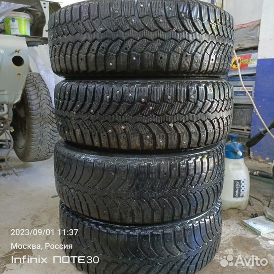 R15 Bridgestone Blizzak Spike-01 185/60, PCD 5x100 DIA 57.1