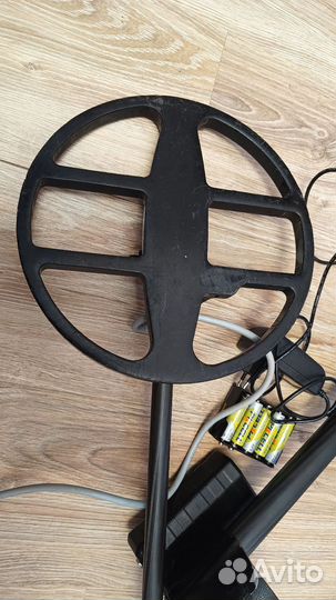 Металлоискатель Golden Mask