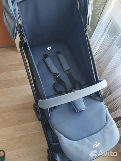 Прогулочная коляска Joie tourist