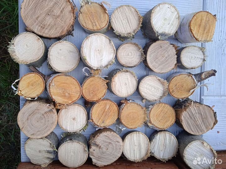 Слэб дерева и спилы