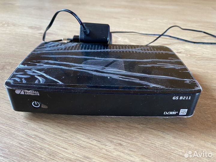 Ресивер триколор GS B211