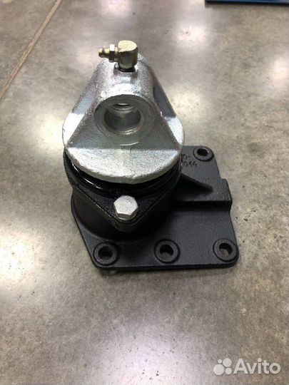 Кронштейн крепления кабины камаз верхний в сборе