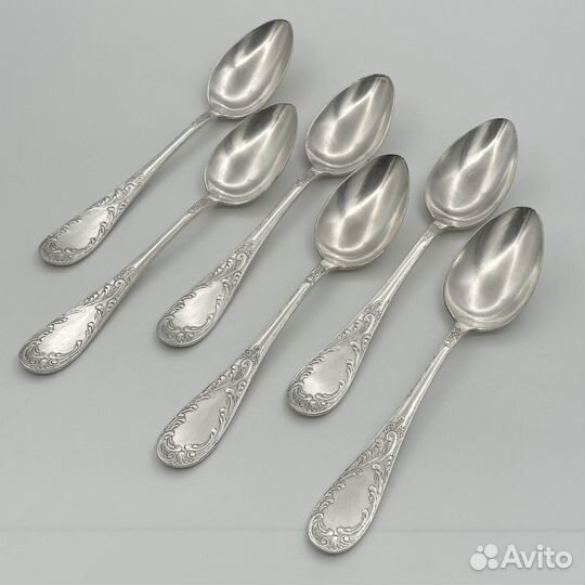 Набор из шести столовых ложек 