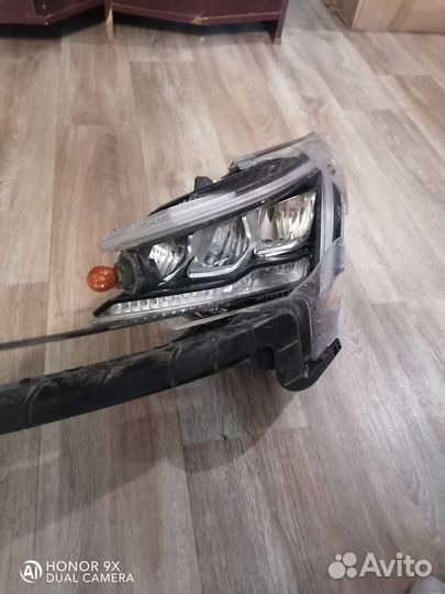 Фара на kia rio 4