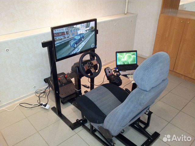 Гоночный симулятор Gran Turismo 6