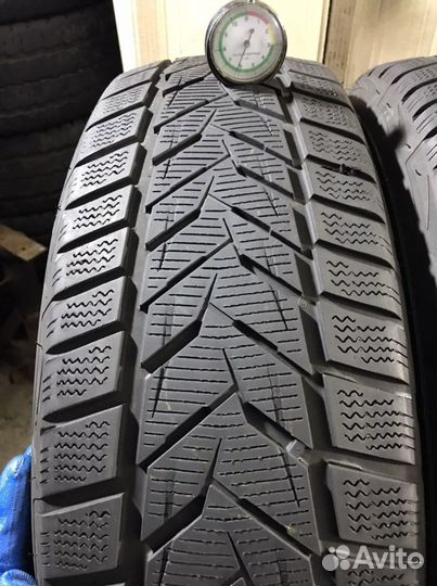 Vredestein Wintrac Xtreme S 215/70 R16 100H
