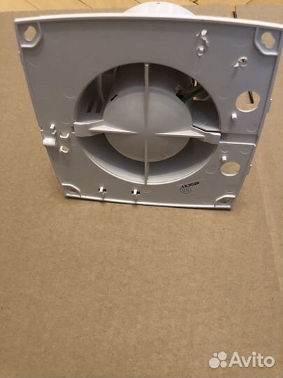 Вентилятор принудительной вентиляции