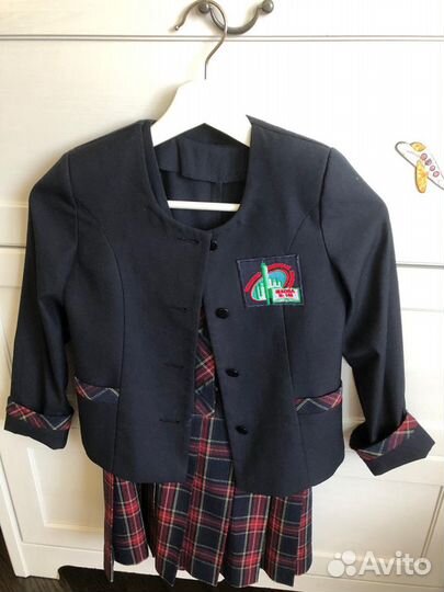 Школьная форма для девочки сарафан+пиджак