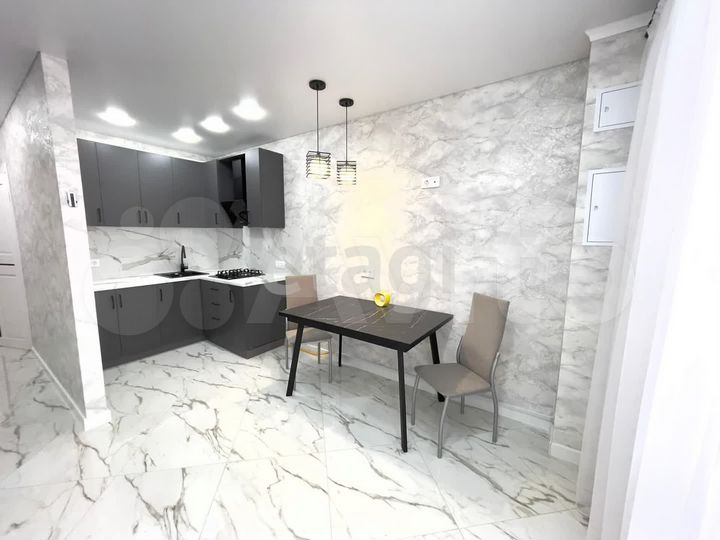 1-к. квартира, 37,3 м², 8/10 эт.