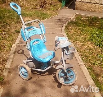 Велосипед на 1.5 - 4 года трехколесный с ручкой