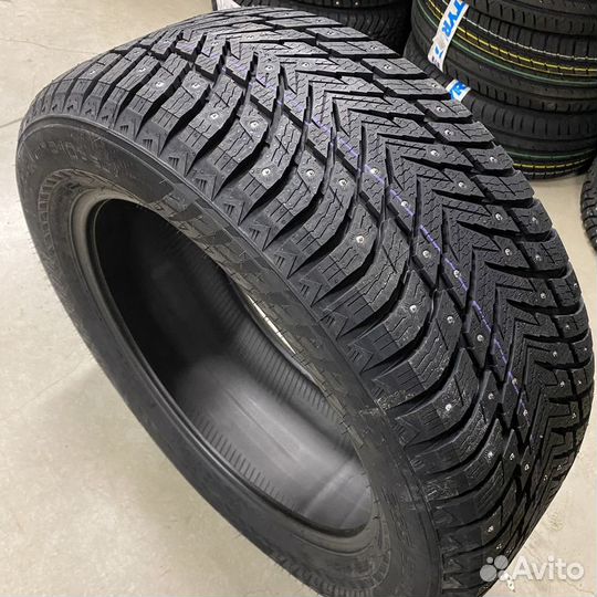 Nokian Tyres Hakkapeliitta 10p SUV 215/70 R16