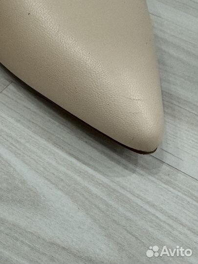 Туфли женские 37 размер бежевые