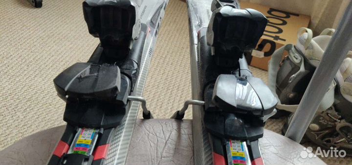 Горные лыжи и ботинки женские