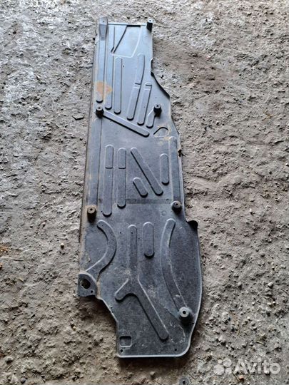 Защита днища на Mercedes W203