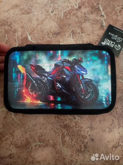 Пенал школьный