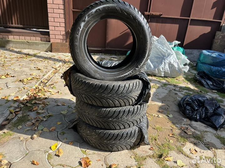 Goodyear UltraGrip 195/65 R15