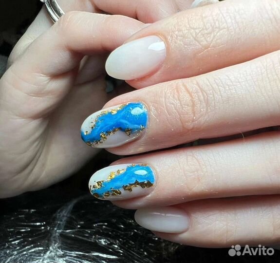 Маникюр и педикюр