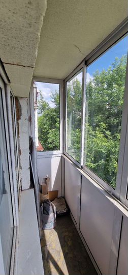 2-к. квартира, 43 м², 3/5 эт.