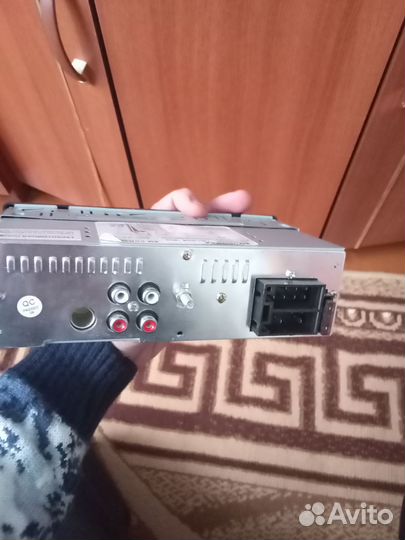 Продам магнитолу