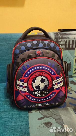 Школьный рюкзак Hummingbird