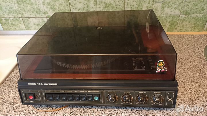 Проигрыватель винила Вега 108