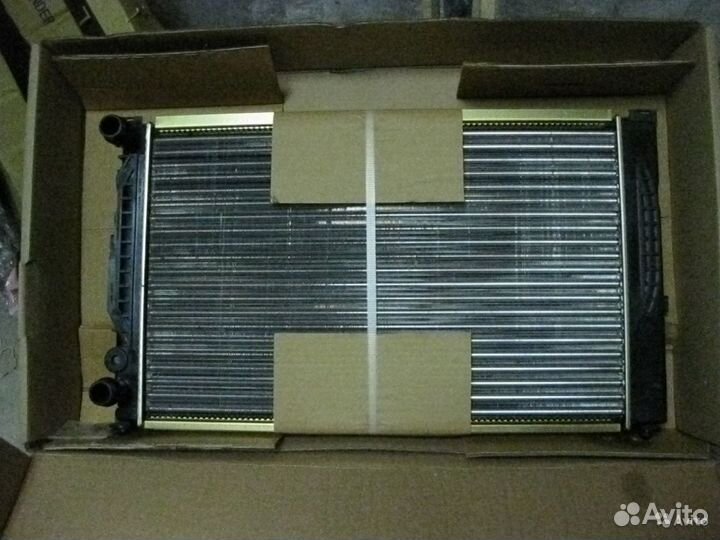 Радиатор audi A4, A6 passat B5/B5+