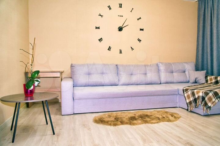 2-к. квартира, 70 м², 1/8 эт.