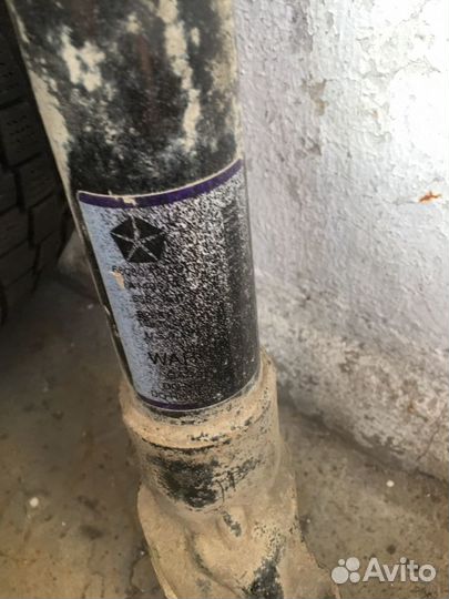 Задние амортизаторы джип гранд чероки wk 2