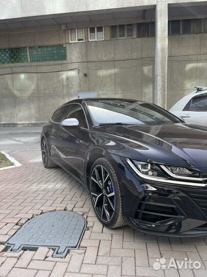 Volkswagen Arteon 2.0 AMT, 2021, 31 000 км