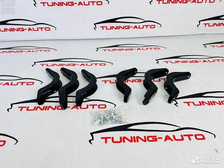 Крепления подножек Toyota Land Cruiser 200