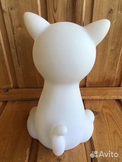 Лампа в виде кошки