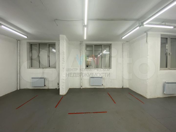 Помещение свободного назначения на Нуреева 220 м2