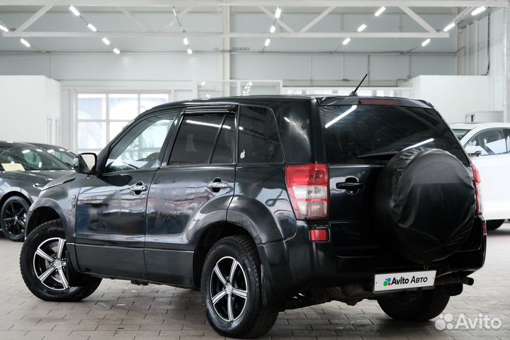 Suzuki Grand Vitara 2.0 AT, 2005, 350 000 км