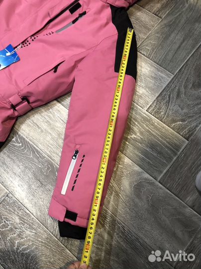 Новый комбинезон 146