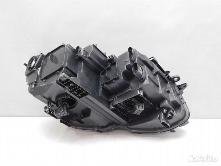 Фара левая Volkswagen Tiguan