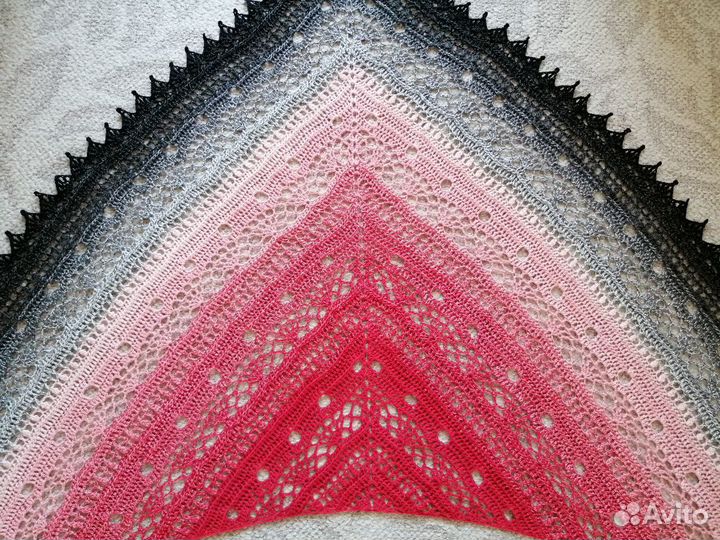 Шаль ручной работы