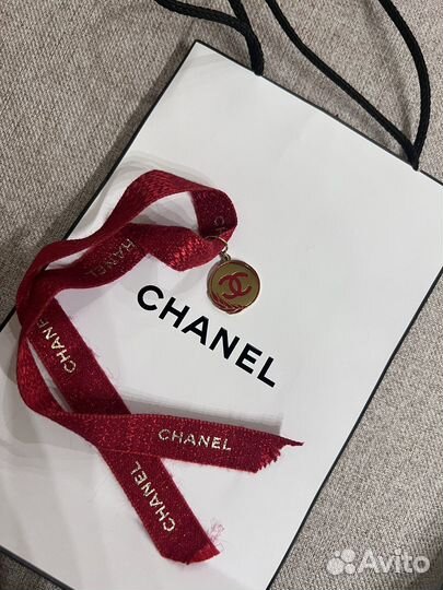 Лента,подвеска и пакет chanel оригинал