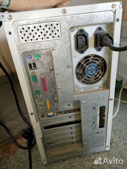 Монитор компьютер