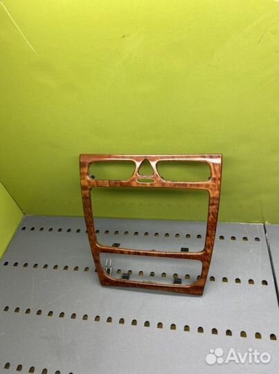 Накладка дерево Mercedes-Benz C-Class W203