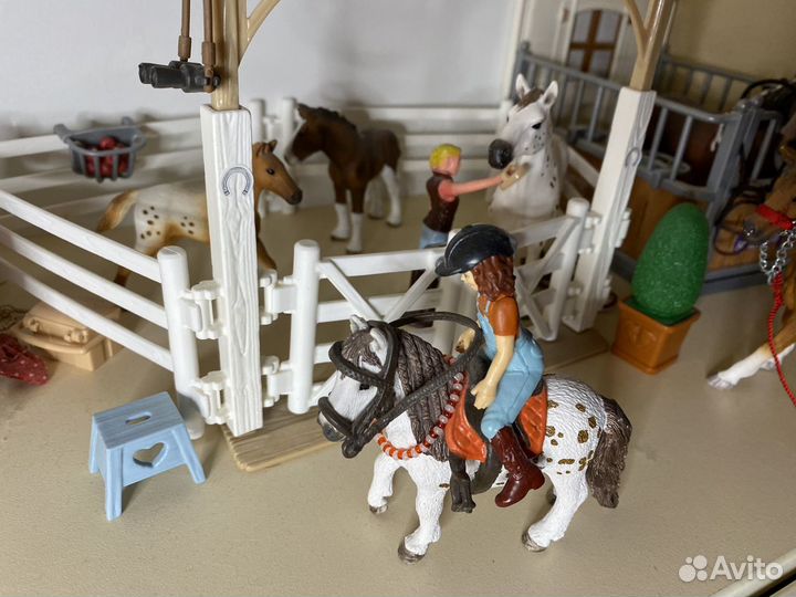 Конеферма, лошади schleich шляйх, игрушки лошади