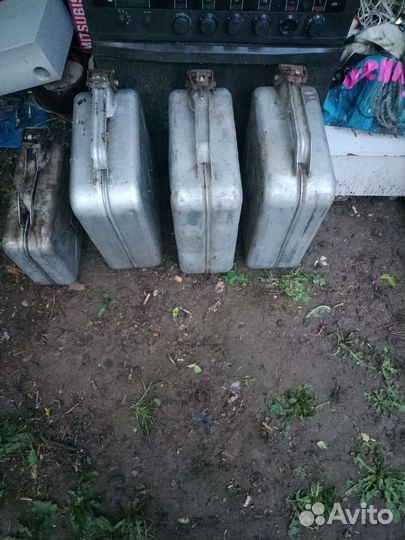 Канистры альменова двадцатилитровый