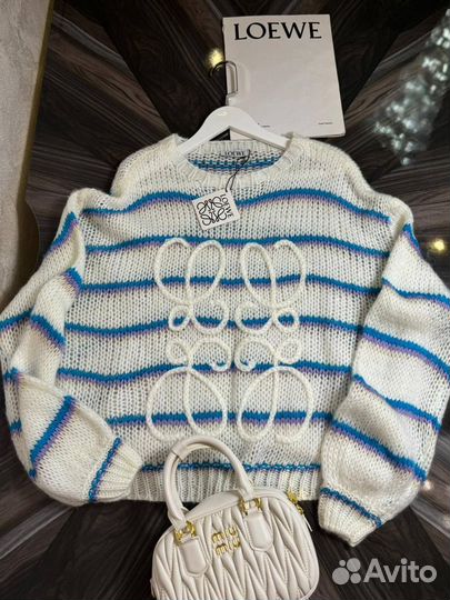 Свитер loewe