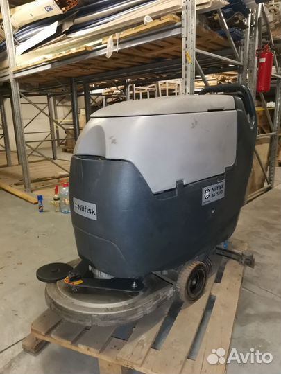 Поломоечная машина Nilfisk BA 531D Аккумуляторная