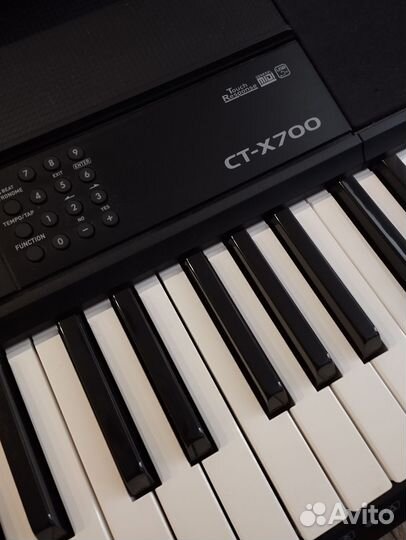 Синтезатор Casio CT-X700