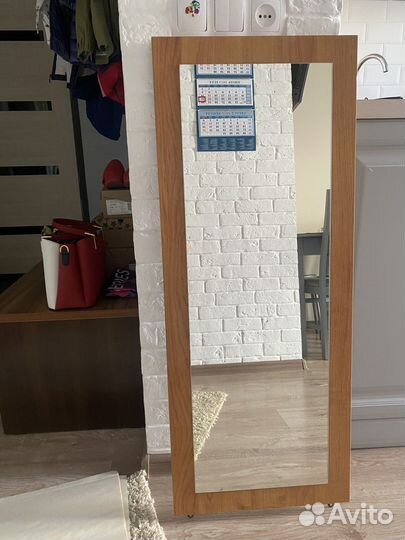 Зеркало настенное