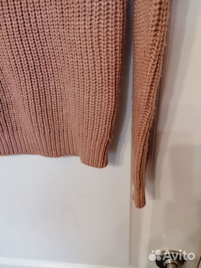 Свитер женский