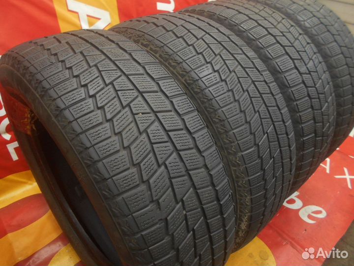 Maxxis Arctic Trekker SP03 205/60 R16