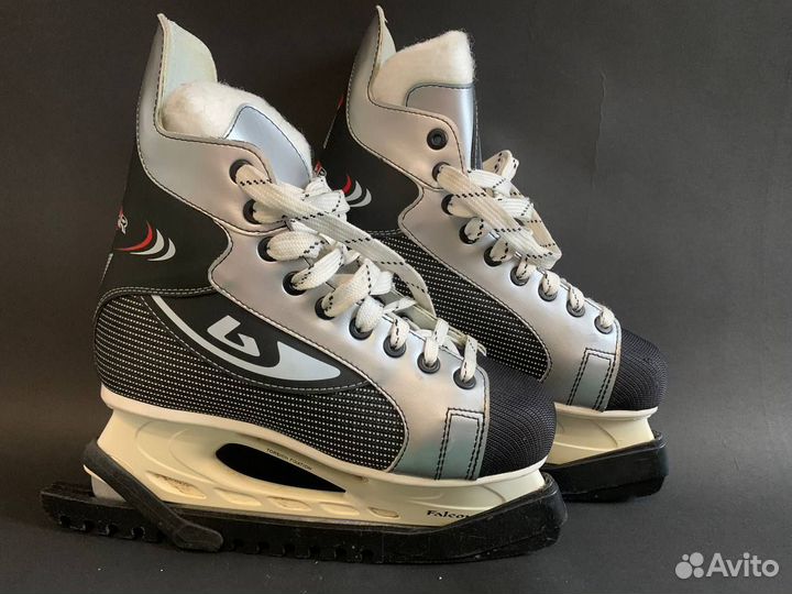 Коньки хоккейные Botas